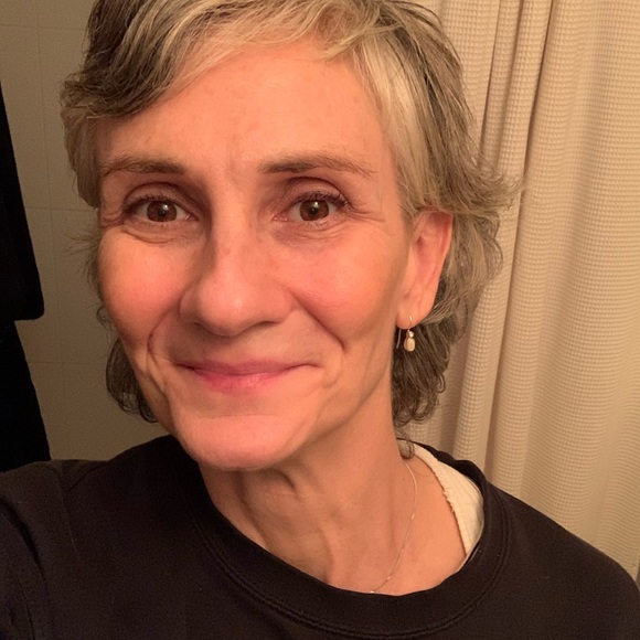 Meet your Posher, Deanna - Picture 3 of 3